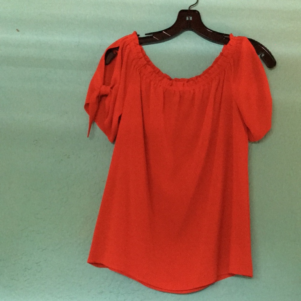 Blouse - Picture 1 of 4